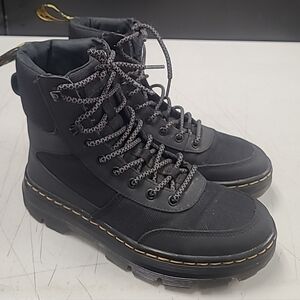 Dr Martens Combs tech boot in black women’s  W8  OR M7